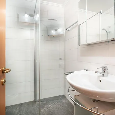Budget Apartment