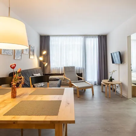 Apartment Budget *